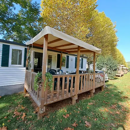 Camping Le Soulhol Saint-Cere Exterior photo
