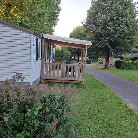 Camping Le Soulhol Saint-Cere Exterior photo