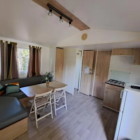 Camping Le Soulhol Saint-Cere Exterior photo